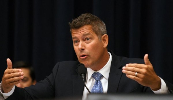 至尊配资 NASA和登月总得先完蛋一个，马斯克要被踢出局，急的破口大骂